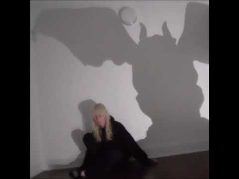 Laura Les - Haunted [Extended 1 Hour]