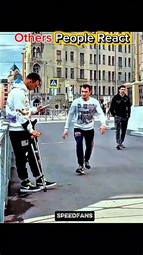 Others People Helping Vs Pro Helping #shorts #shortsfeed