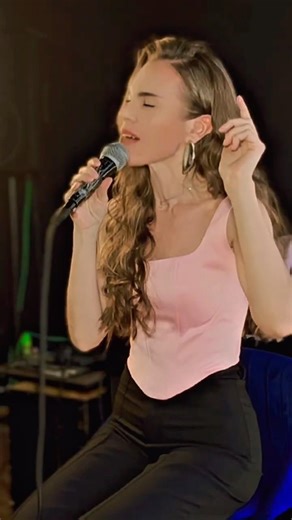 Beyoncé- Listen (live cover) /Строго не судите исполнение и произношение, давно не пела эту песню…