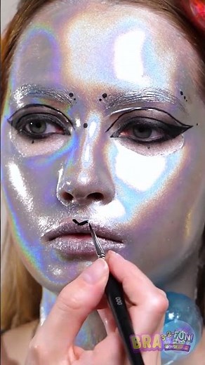 Futuristische Glamour-Make-up Looks, die du ausprobieren musst!