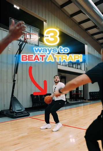 3 ways to BEAT A TRAP!😤 Tag someone that FOLDS under a half court trap!😂 #tulsahoops #tulsatrainers #tulsabasketball #basketballtrainers #ballislife