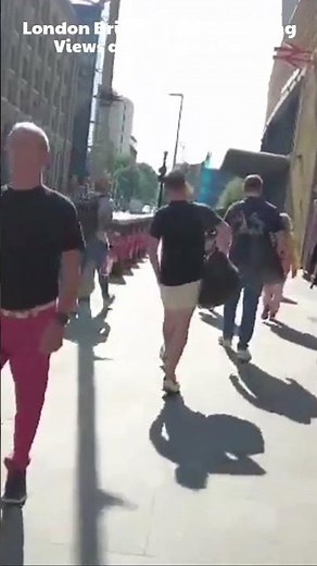 London Bridge Walk: Stunning Views and Hidden Gems