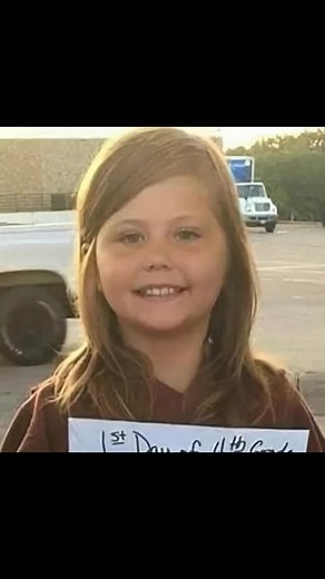 9-year-old dies 10 minutes after posing with note – then police spot tragic mistake... Check the comments 💔👇🏻 | Talent Show