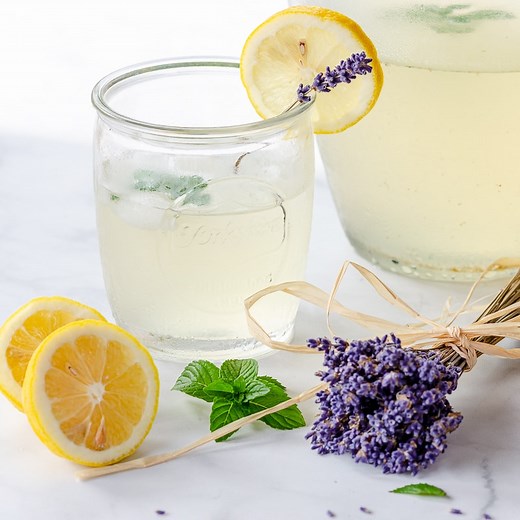 The Best Lavender Lemonade Recipe to Try This Year