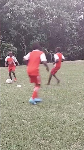 Pass and move soccer drill for beginner youth players U13