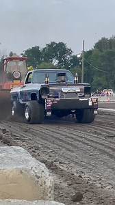 My uncle got back behind the wheel tonight in huntingdon quebec got 2 runs in since it started to rain halfway threw the class this is run #1 | Matt Longpre