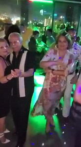 1.9K views · 24 reactions | Tree Top Un lugarcito cerca del cielo ❤️ Holiday Inn 1111 South Royal Poinciana Blvd Miami Spring, 33166 Sábados de 9PM a 2AM 305 7886420 | Maritza Garcia | Facebook