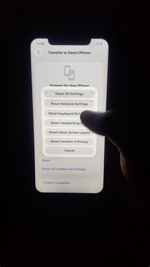 iPhone Me Bluetooth Connect Nahi Ho Raha Hai? | Device Show Nahi Ho Raha#Shorts #apple #iphone #ios