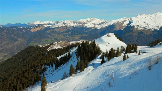 Die Aiguilles Rouges: Drohnenansichten der atemberaubenden französischen Alpenlandschaft
