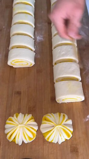 Creative DIY Flower Dough Craft Tutorial