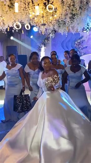 423K views · 35K reactions | The only energy allowed on your wedding day loves | Exquisite brides | Facebook