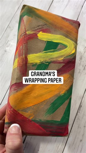 921K views · 20K reactions | DIY wrapping paper for Grandma ❤️ she’s going to love it! #kidscrafts #diywrappingpaper #christmascrafts | Kids Craft Barn | Facebook