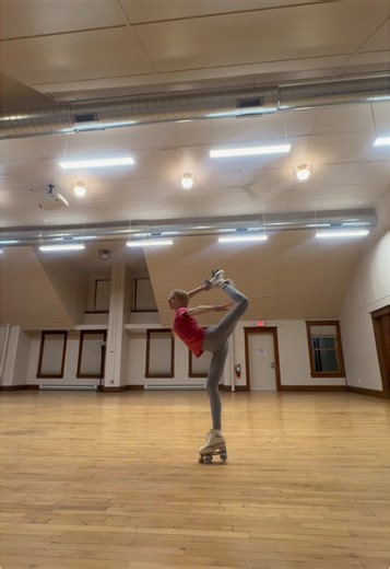 Mastering Artistic Roller Skating Techniques