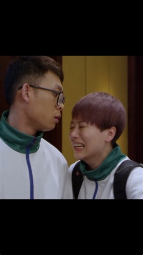 😭Cinderella cries after boyfriend marries mistress #reels #drama #Chinesedrama #hotdrama #shortdrama #抹布女也有春天 | 酷看独播剧场