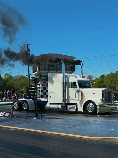 Life on the line. 🏁 #truck #dragrace #truckshow #peterbilt #dragracing