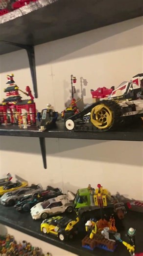 We built a Lego studio!! #lego