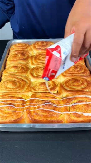 Today I'm going to teach you how to make Hungarian ring bread, this homemade bread that melts in your mouth. | Super Cooking