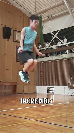 Man Breaks Jump Rope World Record (8 Rotations in One Jump) 😱 #fyp #viral #shorts