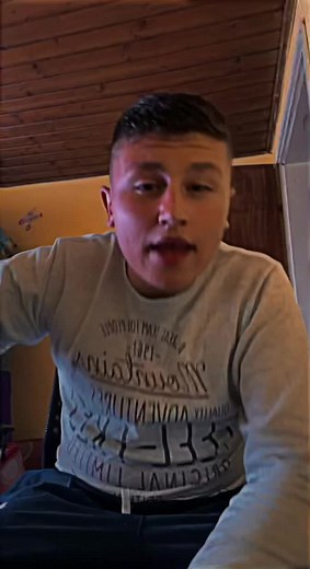 Engaging Hand Gestures for Effective Communication