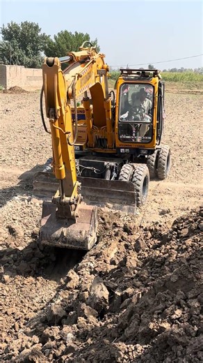 Heavy Crane Working on Site | Deep Ground Excavation Process