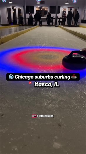 🚨Itasca Illinois has ice curling🚨 This was my first experience with the game of curling and the Itasca Country Club made it so fun! You can book an hour time slot and each ice sheet can be reserved for up to 4 people. As soon as Brad mentioned curling in the group chat, a bunch of people were down. Men - they're so competitive sometimes, right?! But you don't see a lot of winter Chicago suburbs activities like this! There are