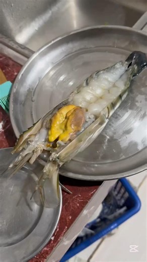 King size prawn with loaded cheese 🧀 #asb #richdish #myvideo #viral #frygirl