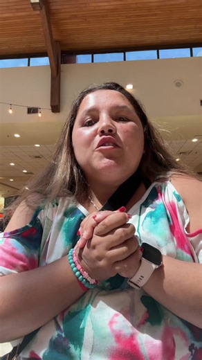 Video de yarlin carrasco (@yarlin_cv) relacionado con “fumbling a 10 out of 10”