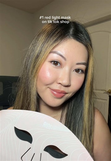 the number 1 red light mask on tik tok shop! 🧖🏻‍♀️ inia glow wireless led red light therapy mask @INIA BeautyCraft #inia #redlight #redlighttherapy #skincare #ledmask antiaging
