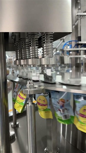 Small type 2 Nozzle spout pouch walnut milk, juice filling and capping machine