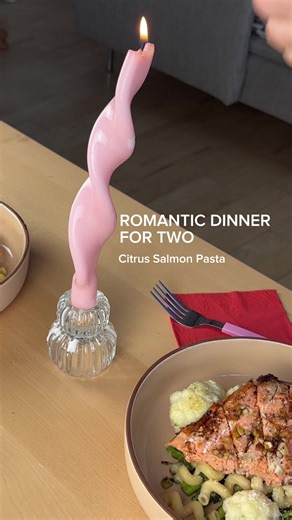 Because nothing says romance like a clean, odor-free kitchen after dinner ✨ FoodCycler takes care of prep scraps and post-dinner cleanup — so you can focus on the moment (and dessert). 🍋 Citrus Salmon Pasta Ingredients ½ lb Fusilli ~12 oz cooked salmon, in pieces 1 cup each broccoli, cauliflower & asparagus 2 cloves garlic, sliced 2 tsp fresh oregano 2 tbsp olive oil 2 tbsp butter ½ tsp salt ( 1 tbsp for pasta water) ¼ tsp black pepper ½ cup grated pecorino or parmesan Directions Cook pasta unt
