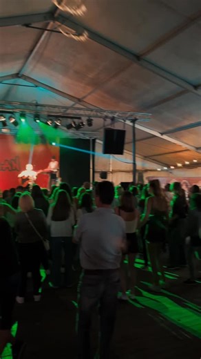 Zeltnächte Pabneukirchen 1987 - 2025. Fast vier Jahrzehnte. Nächte, die man nicht vergisst. Musik, Gemeinschaft und echte Erinnerungen. ✨🎶⛺️ Die Zeltnächte haben Pabneukirchen geprägt, jetzt geht eine Ära zu Ende. Mit Dankbarkeit für alles, was war. ❤️ Aber eines ist sicher: Pabneukirchen bleibt nicht still. 👀🔥 Etwas Neues wartet schon. Mehr dazu nächste Woche. Das war kein Abschied - sondern ein Übergang. 🎧🌙 #Zeltnächte#Pabneukirchen#1987bis2025#EineÄra#LegendäreNächte | Union Pabneukirche