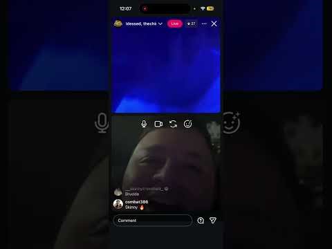 Chicago Drill Rapper King Yella Goes Live On IG With Chiraq Bully Throwing Up Gangster Disciple
