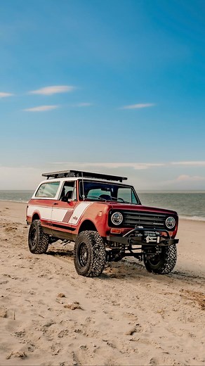 A few past projects… #riptide4x4s #frameoffrestoration #riptide4x4s #lsswap #scout_motors #vintage4x4s #internationalharvesterscoutii #INTERNATIONALSCOUT #custom #scout2 | Riptide 4x4