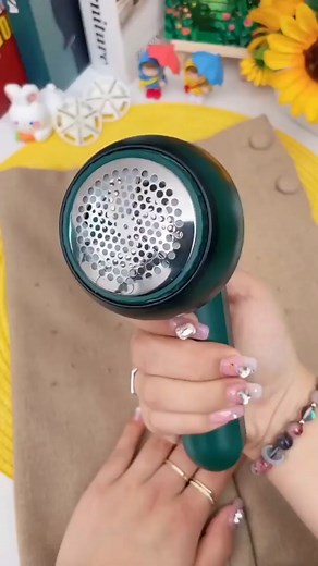 21K views · 151 reactions | Learn how to gently remove lint and pills from sweaters without damaging fibers or altering shape. | Kimmy Turulski Paige | Facebook