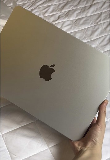 M4 Macbook air in grey #macbookair #m4 #macbookairm4 #fyp #laptop #asmr #unboxing #viral