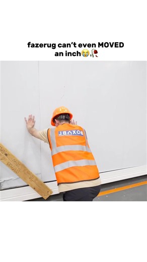 Even FaZe Rug Was Shocked by This BOXABL Wall 😱 ‪@rug‬ ‪@BOXABL‬