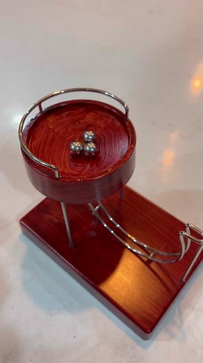 Perpetual Motion Machine? 🤯 | Evan Era