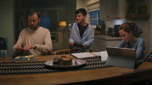 AT&T Internet TV Spot, 'Doghouse: Big Gig Savings'