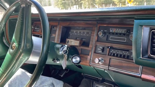 1975 Imperial LeBaron Sedan