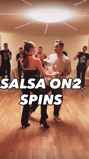 Salsa On2 Spins Progressionen aus unserem Salsa On2-Kurs @connydado.tanzschule Danke, @la.maria.elisabeth !🙏 | Social Dancing Academy