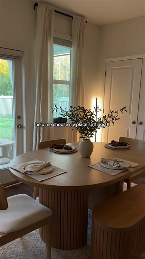 Choosing Place Settings for Your Kitchen Table