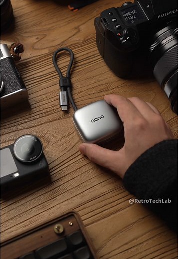 Card Reader Storage Case: Fast Compact Memory Card Organizer
