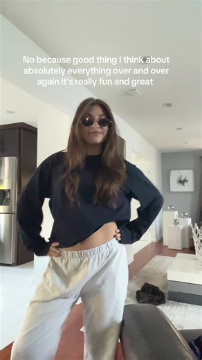 Valeria (@valeriapashkoo)’s videos with original sound - Hit music of the early 2000s