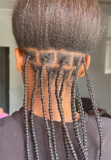 amymodel🌸 (@amymodel01) - DIY Knotless Braids: My First Experience and Tips