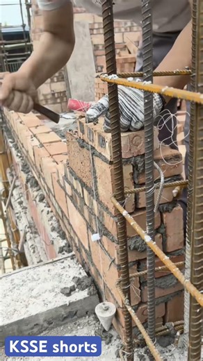 Perfect Brick Leveling Starts Here 🧱📏 #Bricklaying #ConstructionTips