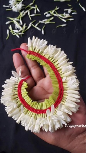 Simple & Elegant DIY Jasmine Flower Garland (Gajra) Tutorial 🌸How to Tie Jasmine Flowers Perfectly
