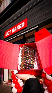 GB NEWS 🍰🍫 The viral Yorkshire cakery @getbakeduk is opening in Manchester’s Northern Quarter this weekend. Famous for its massive 24-layer cake “Bertha” (that has nothing to whatsoever to do with book/film Matilda) will also serve desserts, soft serve, coffee, and more. First 1,000 customers on opening day (March 15) get a free slice of Bertha! 🎉 More details on soft/hard launch in #LinkInBio 📍Stevenson Square, NQ | Manchester Confidential