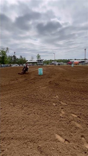 Smarty ran a new PR in this arena running a 16.8!! #hearthorse #lsbigiron #barrelhorse