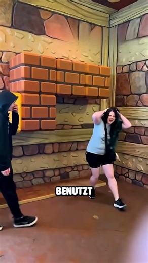 Kopf gegen Mario Block – Das Ergebnis ist brutal 😲