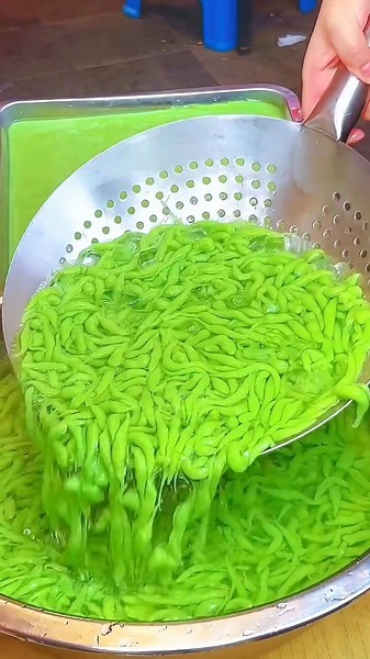 Cendol #traditionalhandmade #traditional #food #traditionaldrink #traditionalcake #recipe #foodie